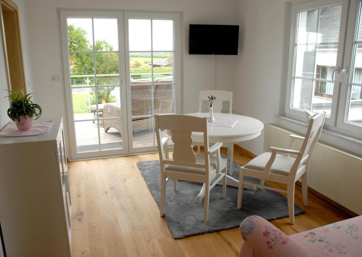 Ferienwohnung Pfeil Бланкенгайм Екстер'єр фото
